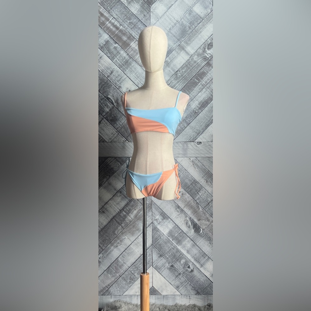 L*SPACE SET REVOLVE NWT ARI TOP AND DANI BOTTOM BIKINI SET - Picture 9 of 14